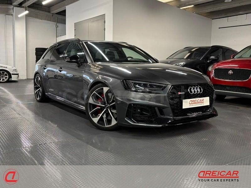 Usado Audi RS4 450 CV (330 kW) 2017 Negro Familiar