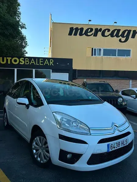 Usado Citroën Grand C4 Picasso First 120 CV (88 kW) 2012 Blanco Monovolumen