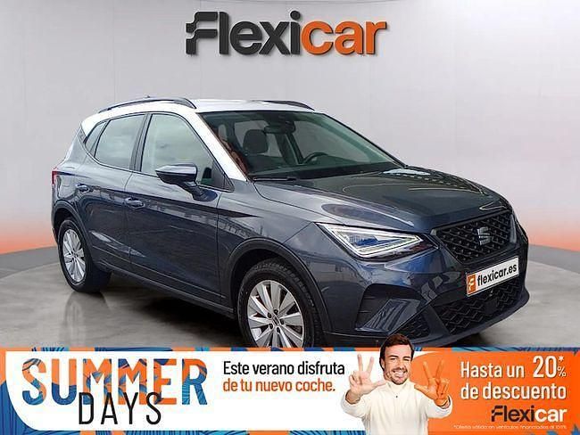 Gris / plata Usado 2023 Seat Arona Style SUV | 16.490 € (Precio justo) - Imagen 1/4