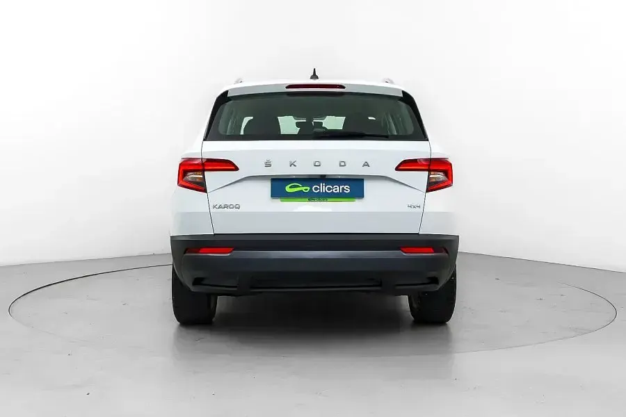 Usado Skoda Karoq Ambition 150 CV (110 kW) 2022 SUV