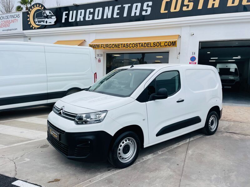 Blanco Usado 2021 Citroën Berlingo Monovolumen | 13.900 € (Super precio) - Imagen 1/4