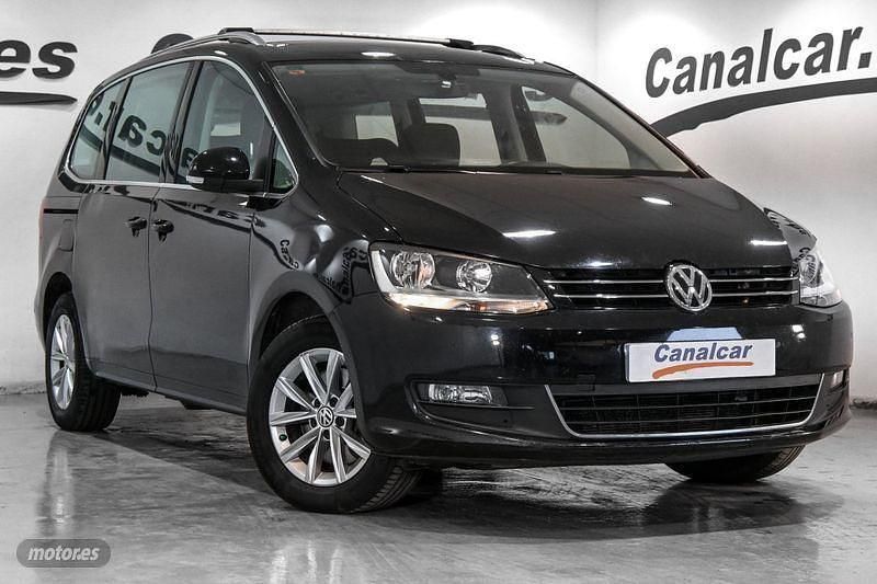 Usado VW Sharan Advance 150 CV (110 kW) 2016 Negro Monovolumen