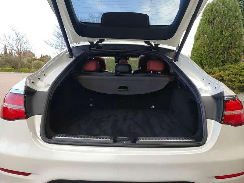 Usado Mercedes GLC220 170 CV (125 kW) 2016 Blanco SUV