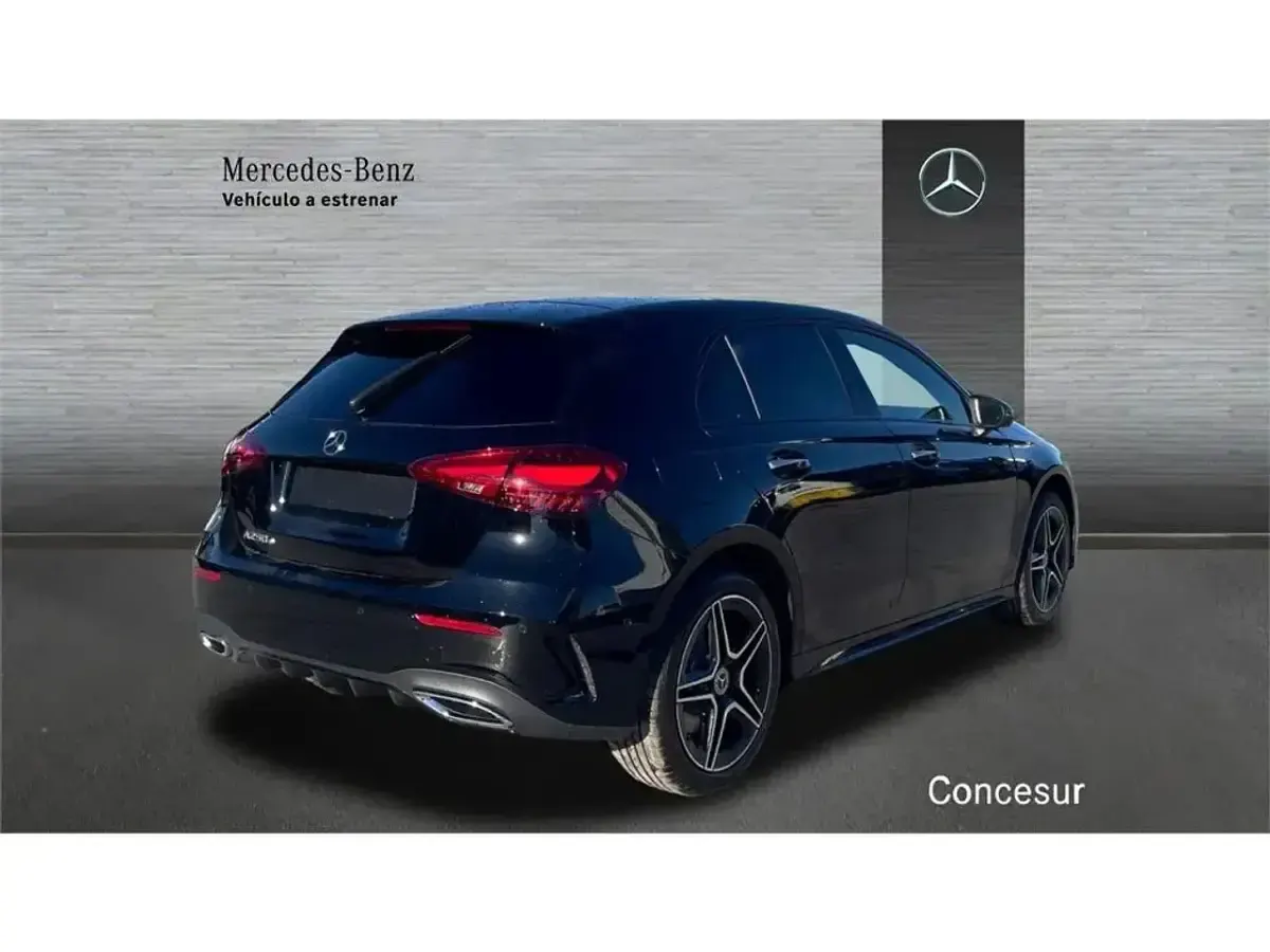 Usado Mercedes A250 217 CV (159 kW) 2024 Blanco Berlina