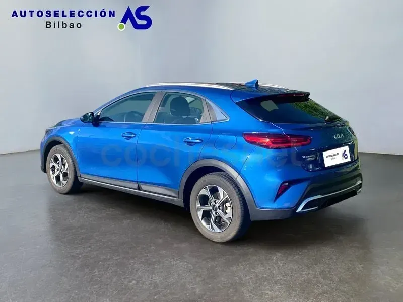 Usado Kia XCeed 140 CV (102 kW) 2025 Azul SUV