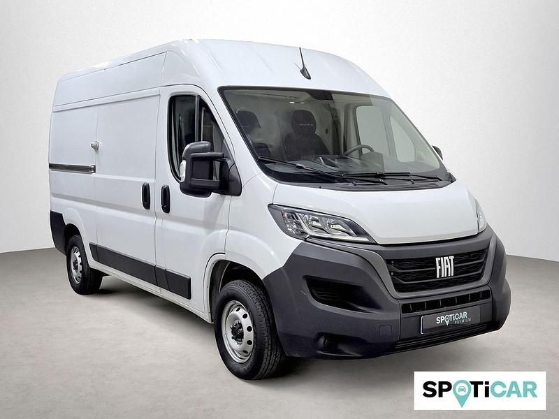 Blanco Usado 2022 Fiat Ducato Van | 25.500 € (Precio justo) - Imagen 1/4