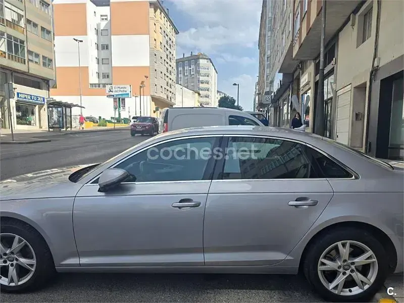 Usado Audi A4 Design 150 CV (110 kW) 2017 Gris / plata Berlina