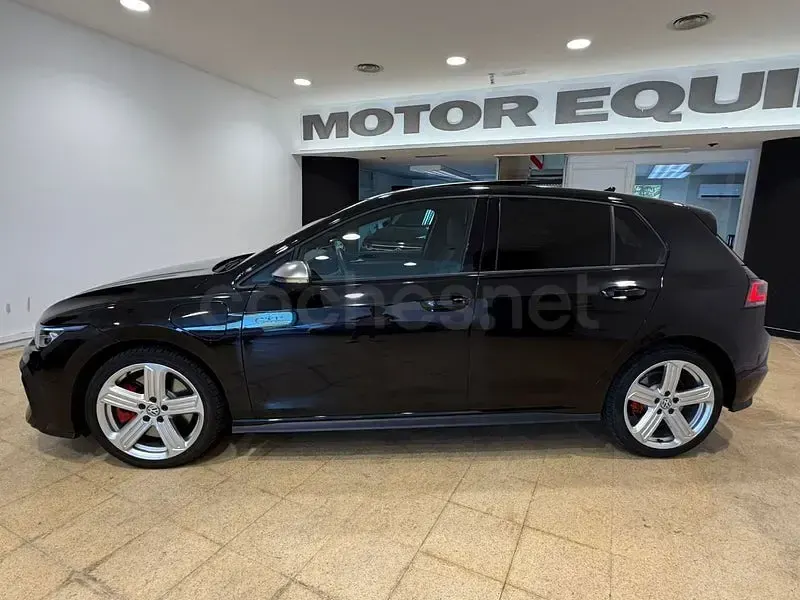 Usado VW Golf VIII GTE 272 CV (200 kW) 2025 Negro Berlina