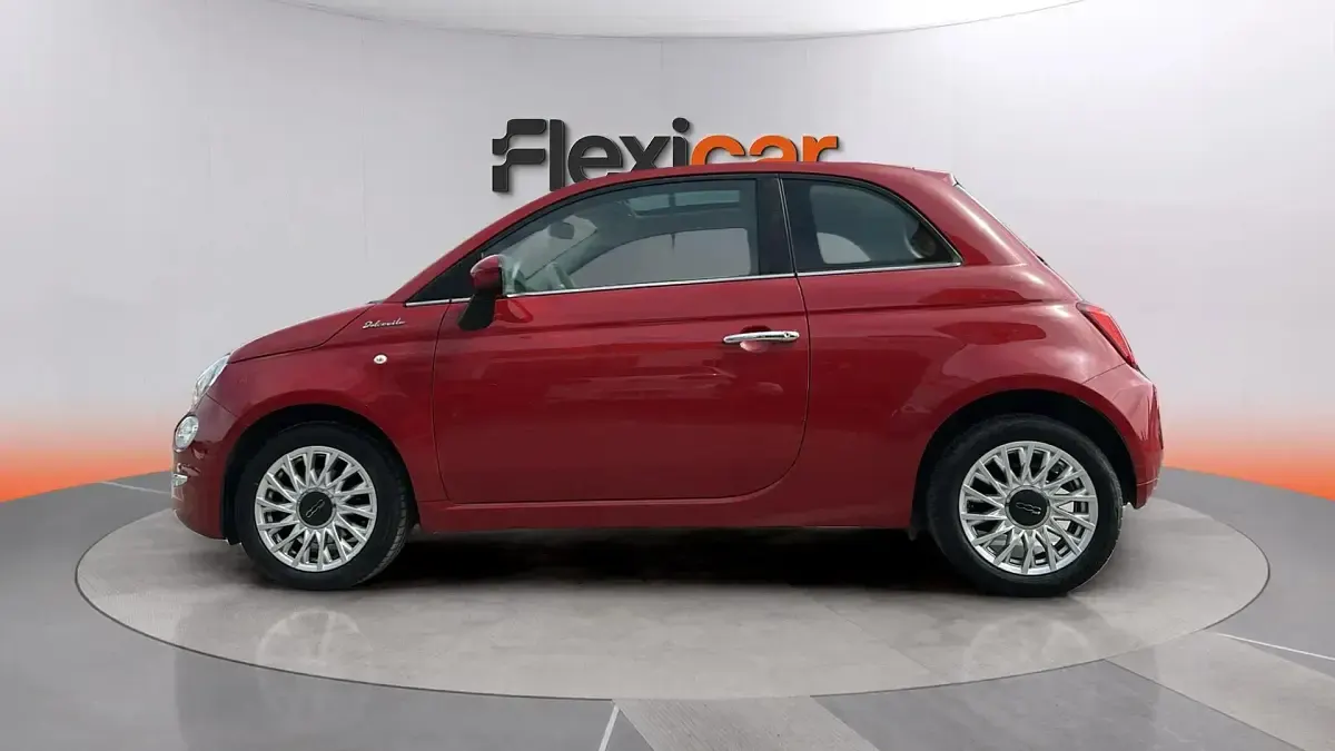 Usado Fiat 500 Dolcevita 70 CV (51 kW) 2023 Rojo Berlina