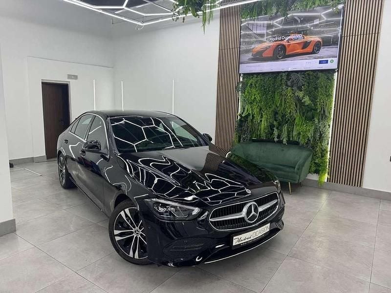 Negro Usado 2024 Mercedes C200 Berlina | 38.990 € (Buen precio) - Imagen 1/4