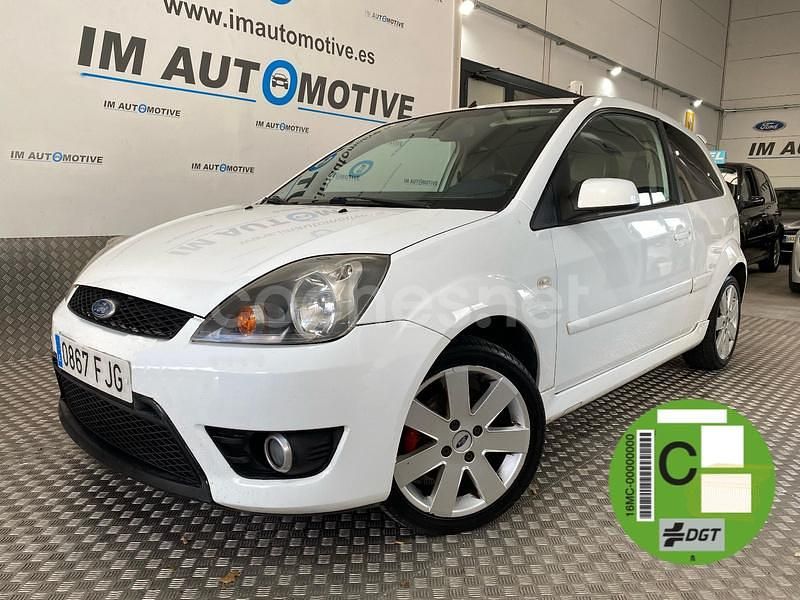 Blanco Usado 2007 Ford Fiesta ST Coupe | 5990 € (Precio justo) - Imagen 1/4