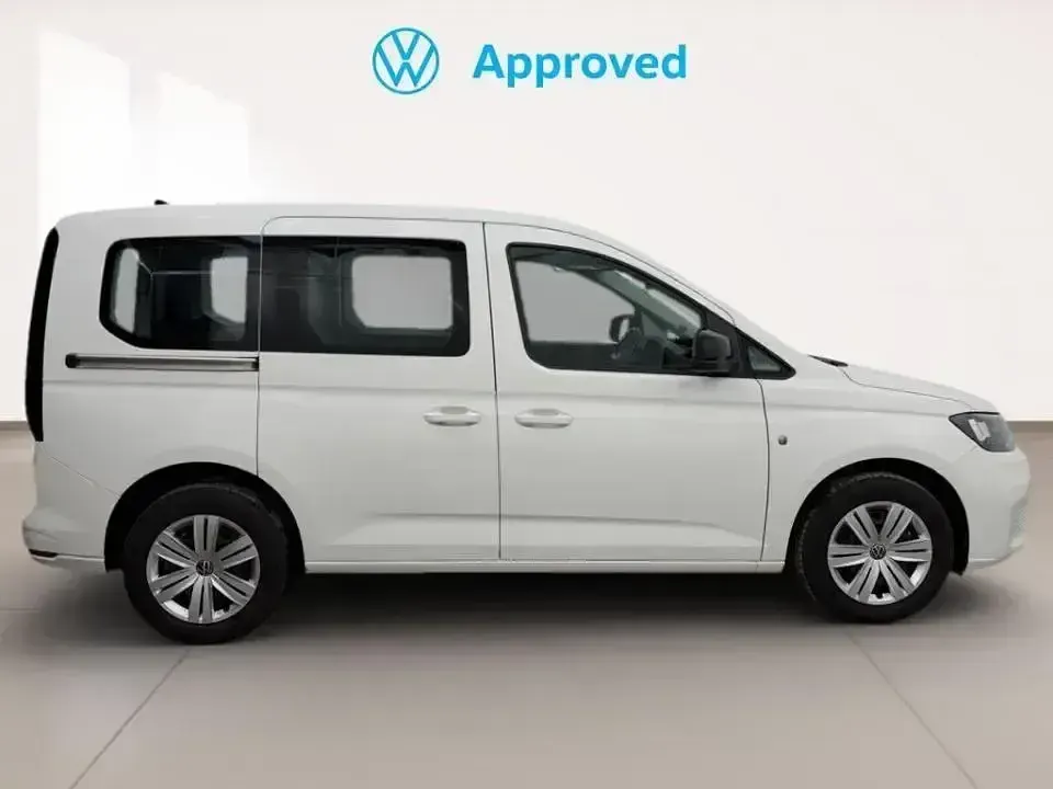 Usado VW Caddy 102 CV (75 kW) 2025 Blanco Monovolumen