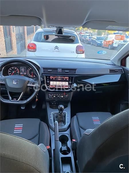 Usado Seat Ibiza FR 90 CV (66 kW) 2018 Rojo Utilitario