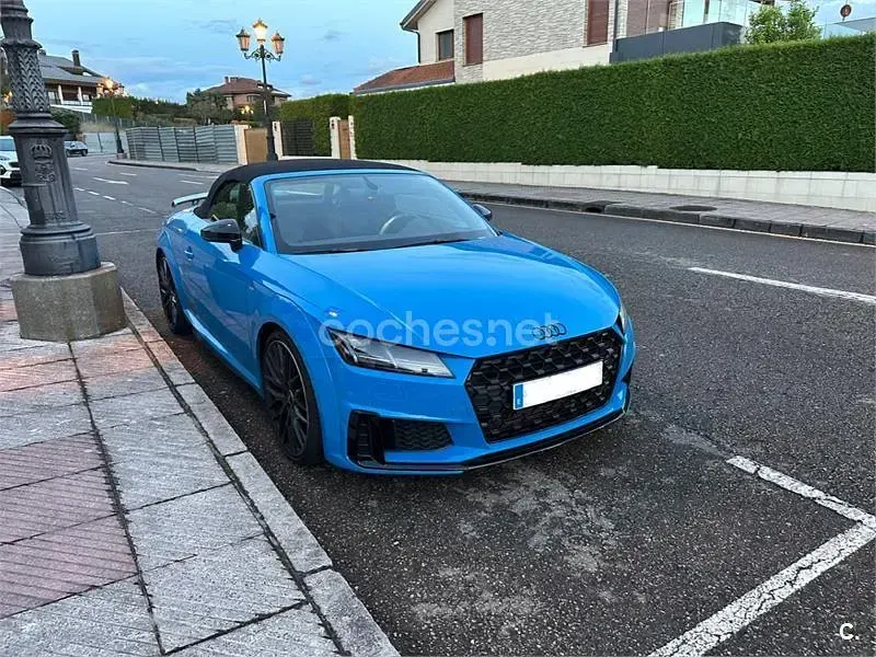 Usado Audi TT Competition 197 CV (144 kW) 2024 Azul Descapotable