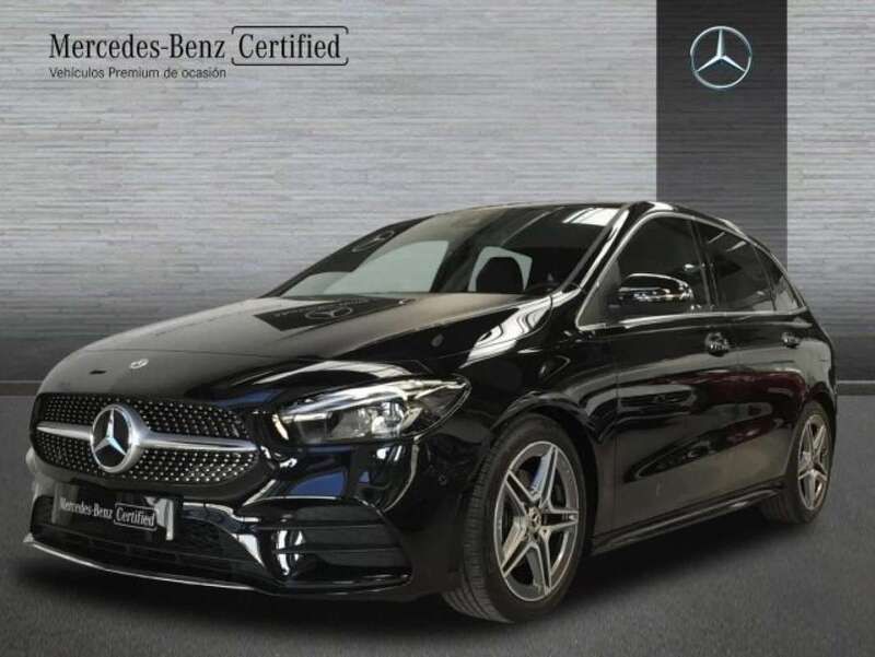 Negro Usado 2022 Mercedes B180 AMG line Monovolumen | 33.500 € - Imagen 1/4