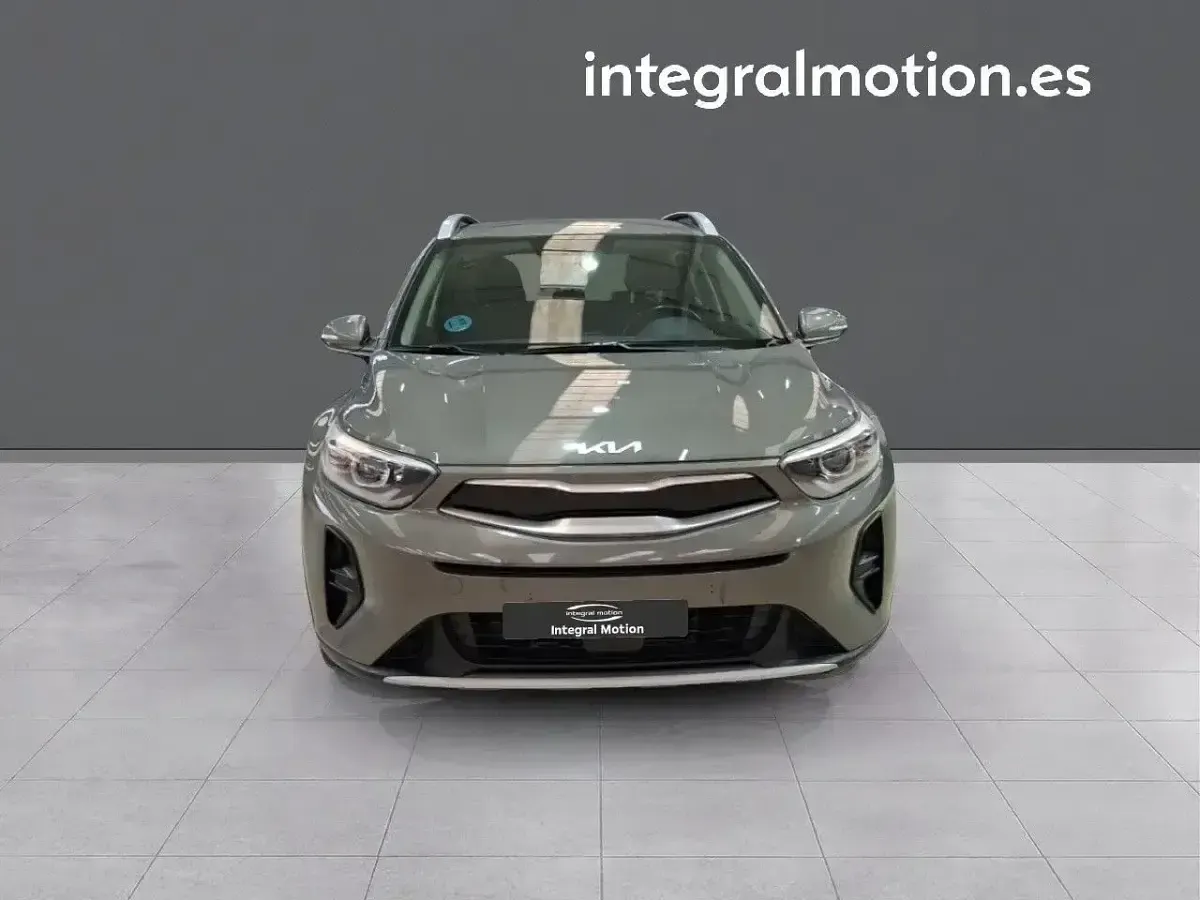 Usado Kia Stonic 84 CV (61 kW) 2022 Otro SUV