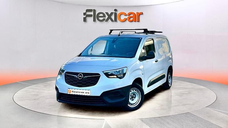 Usado Opel Combo Expression 102 CV (75 kW) 2020 Blanco Monovolumen