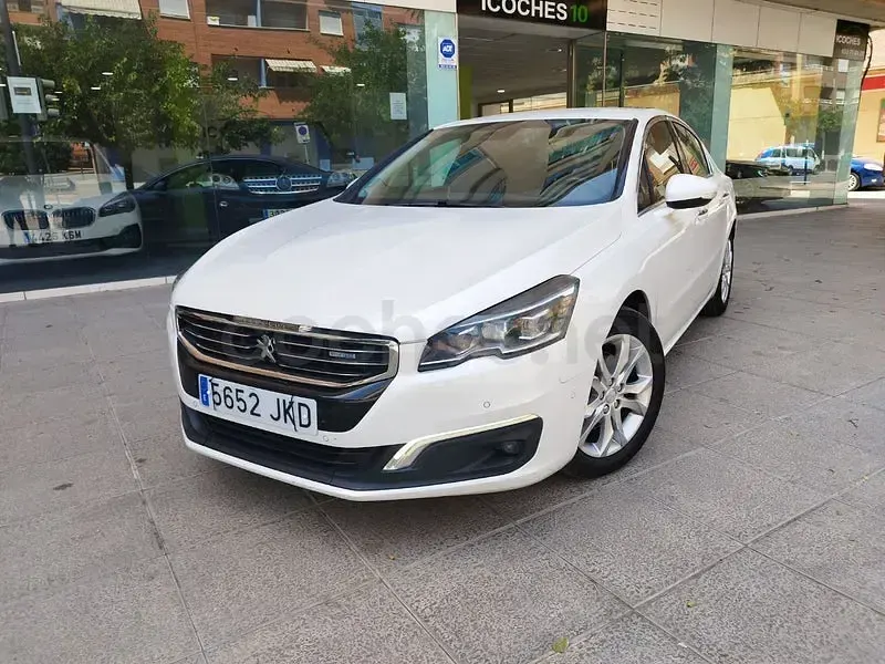 Usado Peugeot 508 Allure 150 CV (110 kW) 2015 Blanco Berlina