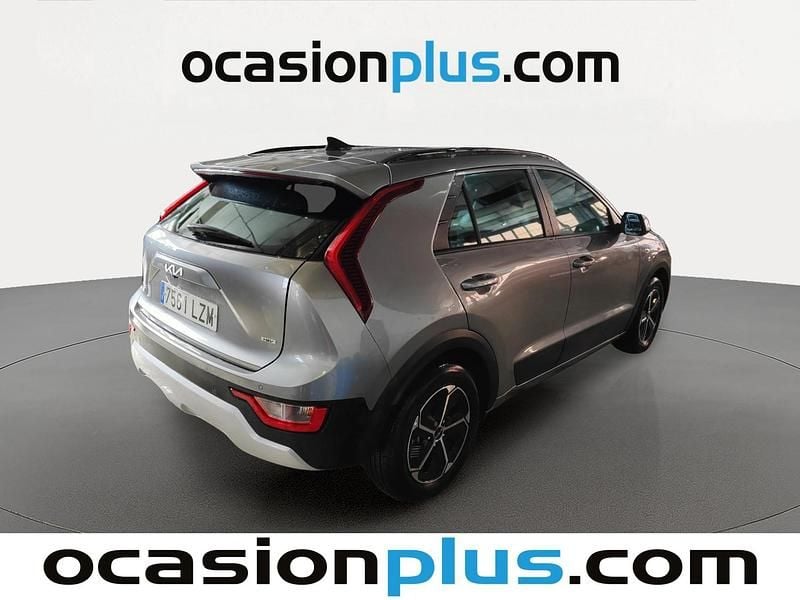Usado Kia Niro 141 CV (103 kW) 2022 Gris SUV