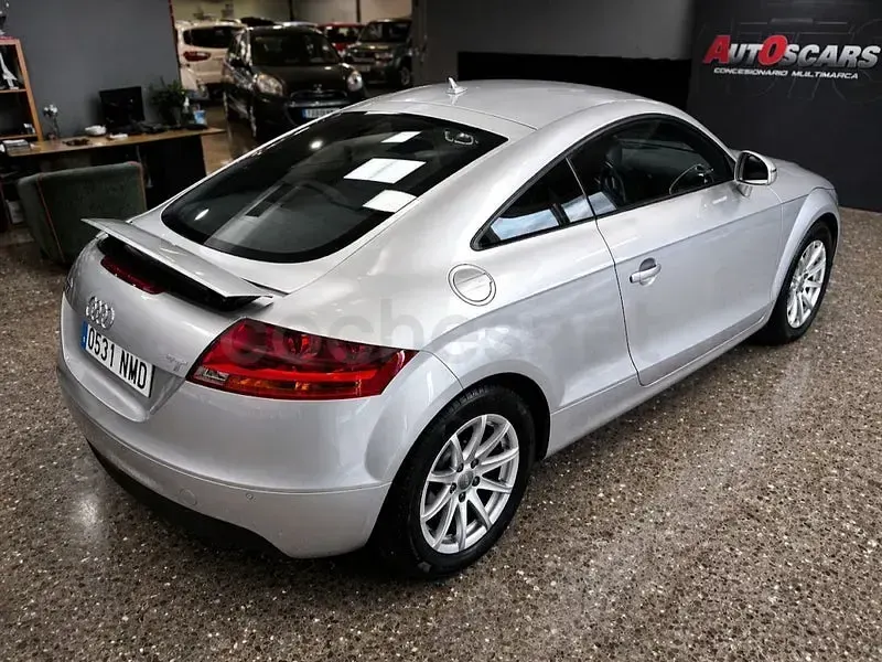 Usado Audi TT 200 CV (147 kW) 2008 Gris / plata Coupe