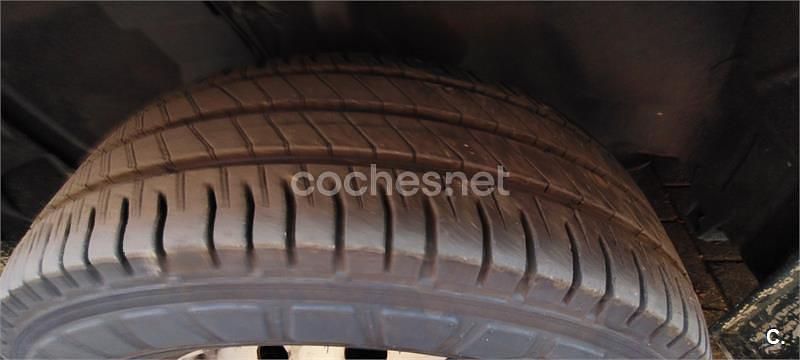 Usado Citroën Jumper 86 CV (63 kW) 2001 Blanco Monovolumen