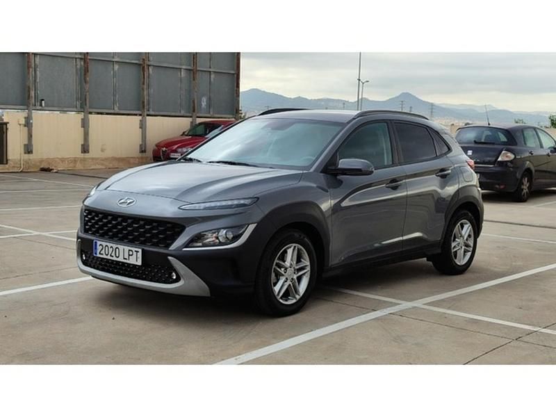 Gris Usado 2021 Hyundai Kona SUV | 17.900 € (Precio justo) - Imagen 1/4