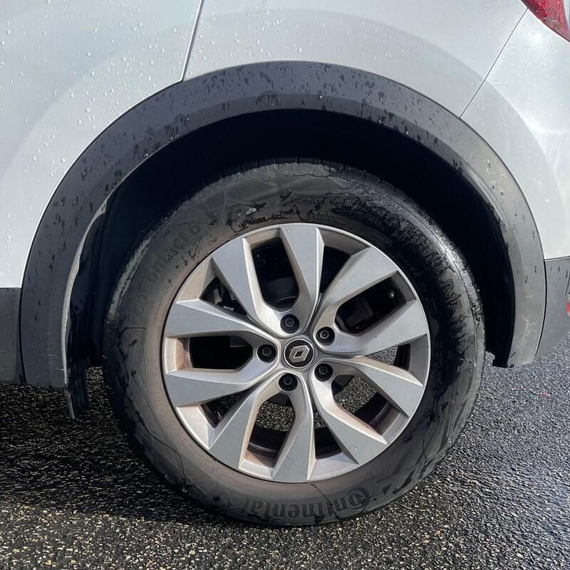 Usado Renault Captur Zen 145 CV (106 kW) 2022 Blanco SUV