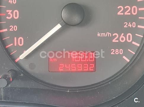 Usado Audi S3 210 CV (154 kW) 2002 Rojo Berlina