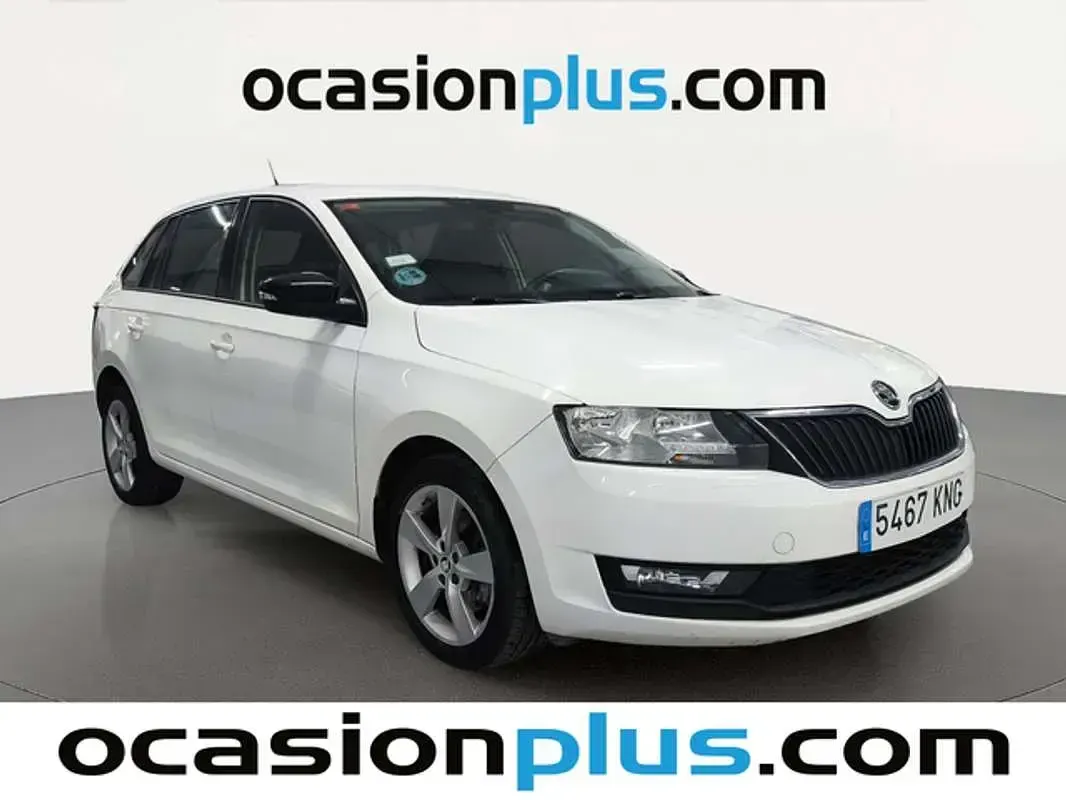 Usado Skoda Rapid 125 CV (91 kW) 2018 Blanco Utilitario