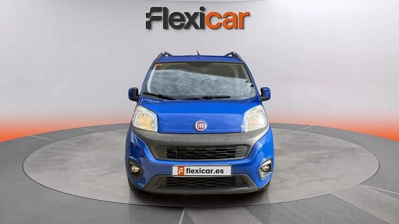 Usado Fiat Qubo Easy 77 CV (56 kW) 2019 Azul Monovolumen
