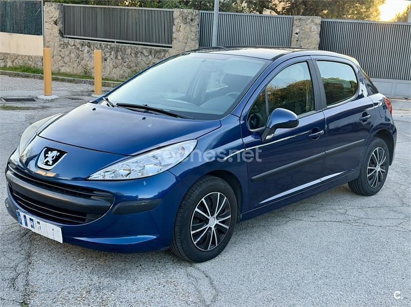 Usado Peugeot 207 75 CV (55 kW) 2008 Azul Berlina