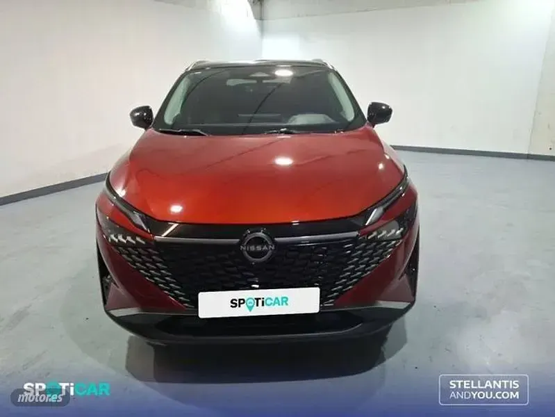 Usado Nissan Qashqai N-Connecta 158 CV (116 kW) 2025 Rojo SUV