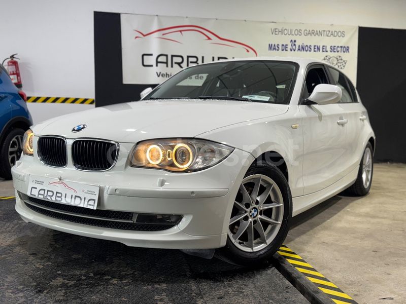 Blanco Usado 2010 BMW 116 Sport Line Utilitario | 9900 € (Precio justo) - Imagen 1/4