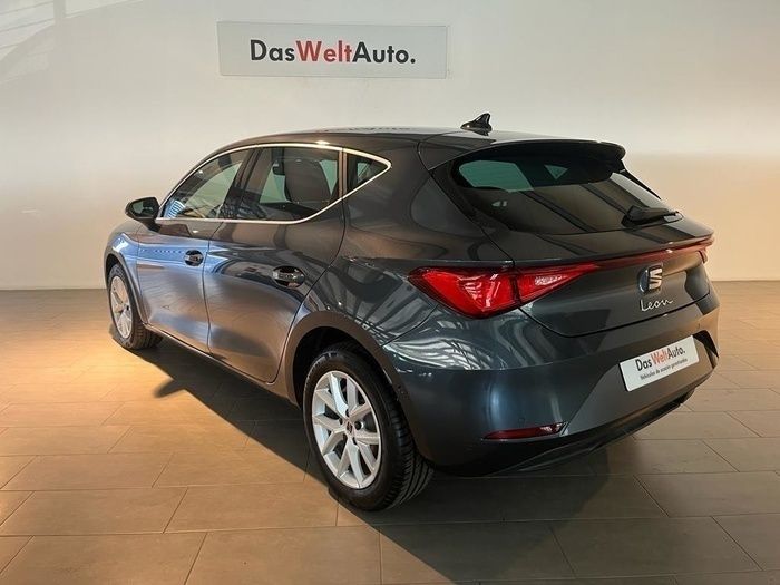 Gris Usado 2022 Seat Leon Style | 22.900 € (Caro) - Imagen 1/4