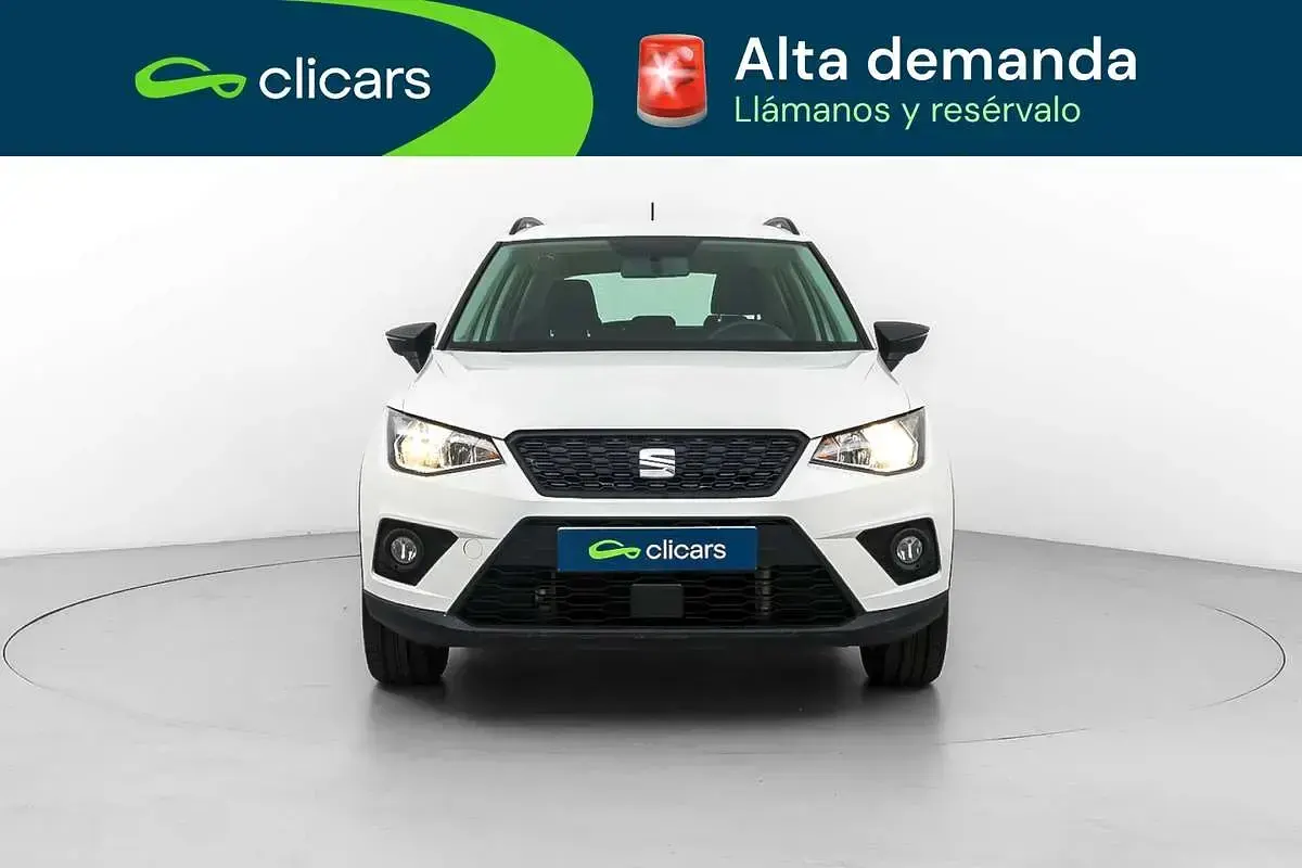 Usado Seat Arona Reference 95 CV (69 kW) 2020 Blanco SUV