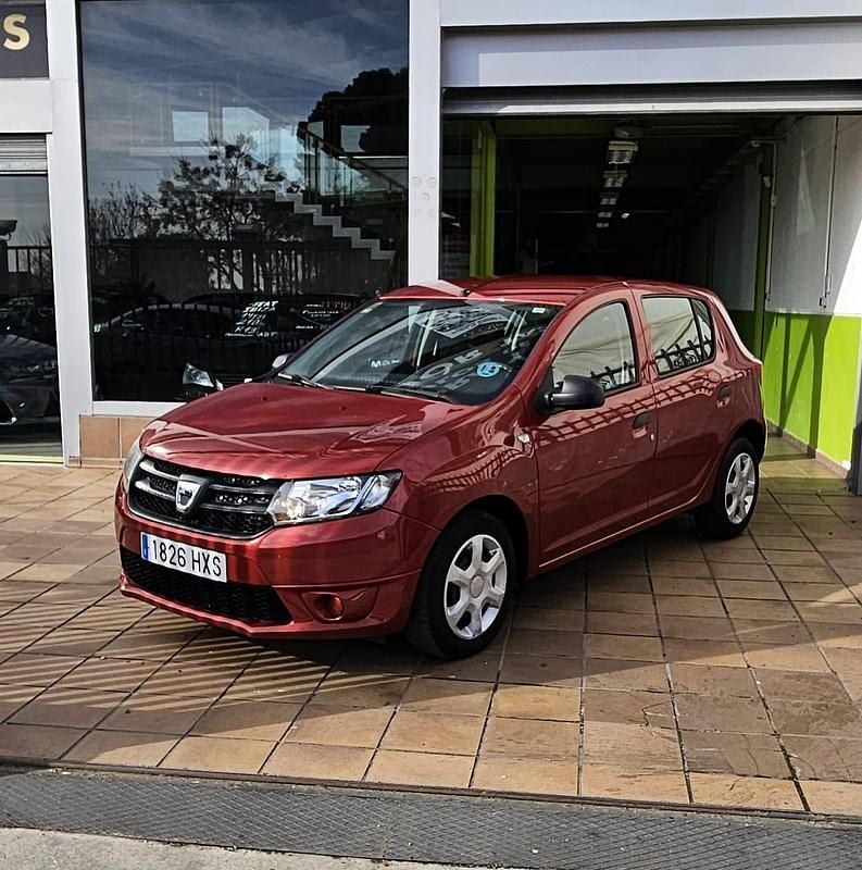 Rojo Usado 2014 Dacia Sandero Ambiance | 6990 € (Precio justo) - Imagen 1/4