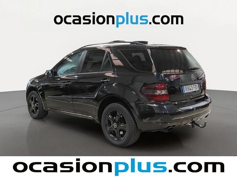 Usado Mercedes ML320 224 CV (164 kW) 2006 Negro SUV