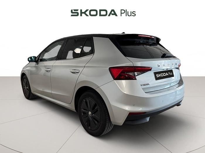 Usado Skoda Fabia Selection 115 CV (84 kW) 2024 Gris plata