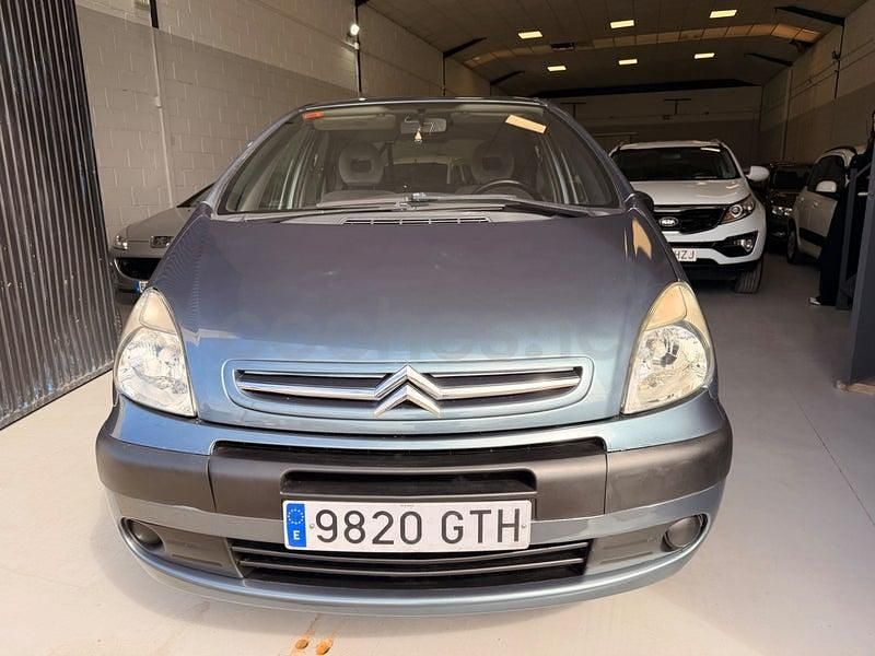 Usado Citroën Xsara Picasso Exclusive 92 CV (67 kW) 2008 Azul Monovolumen