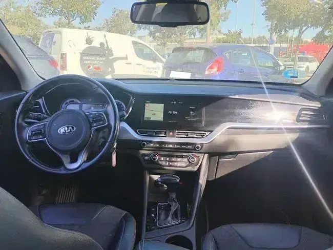 Usado Kia Niro 141 CV (103 kW) 2020 Blanco SUV