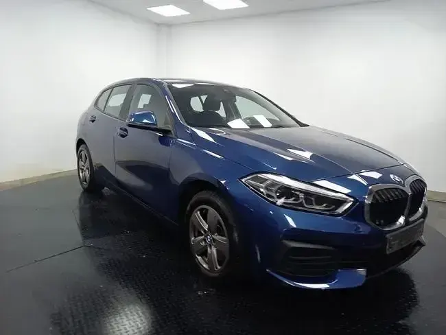 Usado BMW 116 117 CV (86 kW) 2022 Azul Utilitario