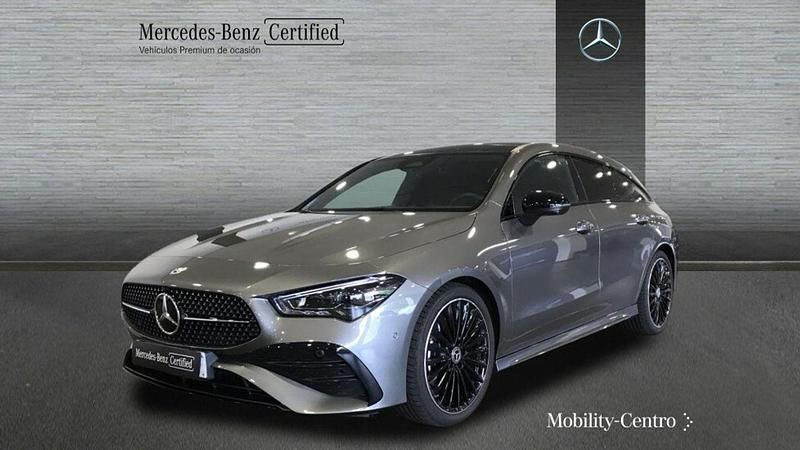 Gris Usado 2024 Mercedes 200 Utilitario | 45.900 € - Imagen 1/4