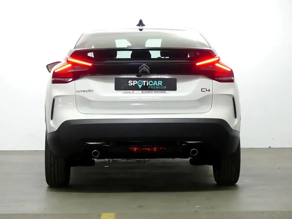Usado Citroën C4 PureTech 131 CV (96 kW) 2024 Blanco SUV