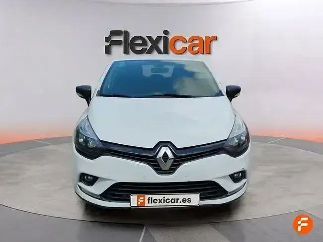 Usado Renault Clio Business 76 CV (55 kW) 2018 Blanco