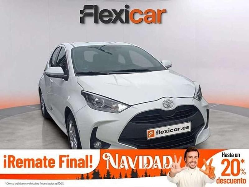 Blanco Usado 2025 Toyota Yaris Edition Utilitario | 15.790 € (Buen precio) - Imagen 1/4