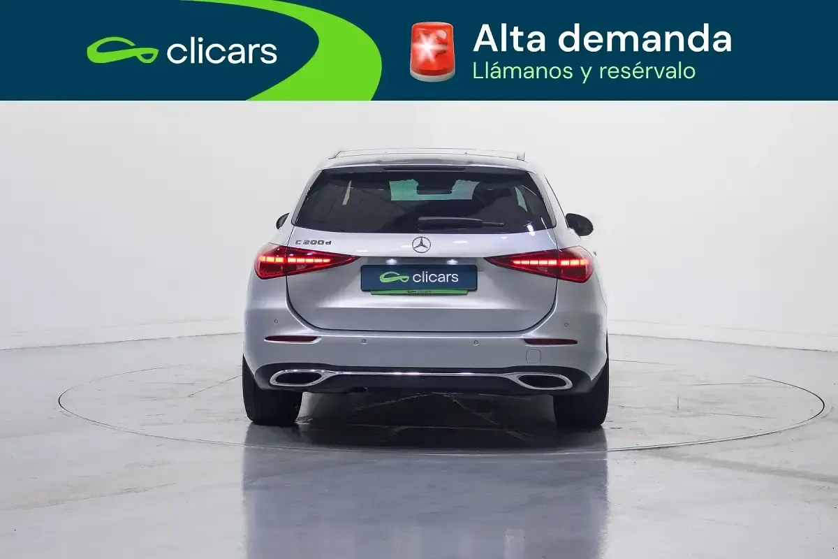 Usado Mercedes 200 163 CV (119 kW) 2024 Gris Familiar