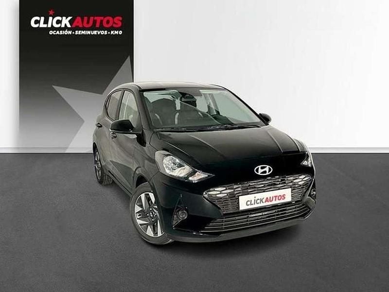 Usado Hyundai i10 67 CV (49 kW) 2024 Negro Utilitario