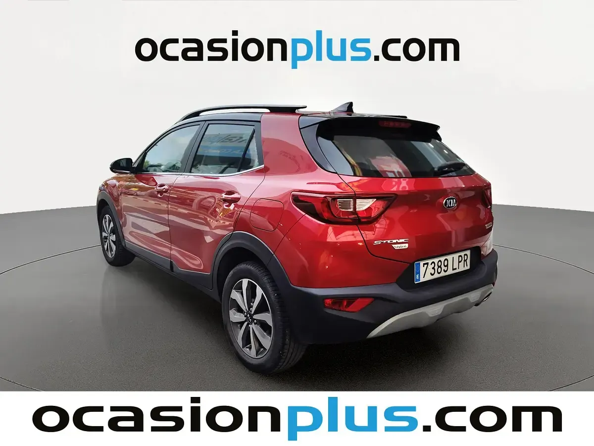 Usado Kia Stonic 101 CV (74 kW) 2021 Rojo SUV