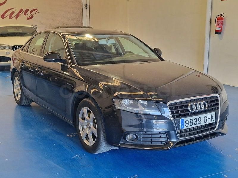 Usado Audi A4 Business 120 CV (88 kW) 2008 Negro Berlina