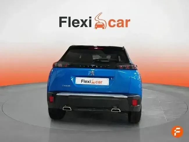 Usado Peugeot 2008 GT 130 CV (95 kW) 2023 Azul SUV